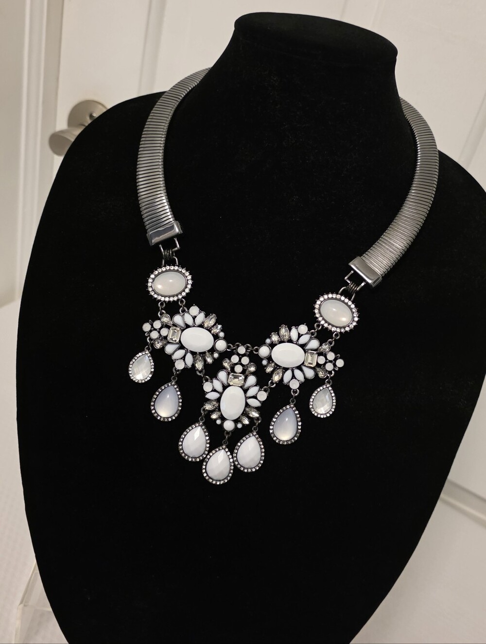 Express White and Silver Floral Statement Necklace